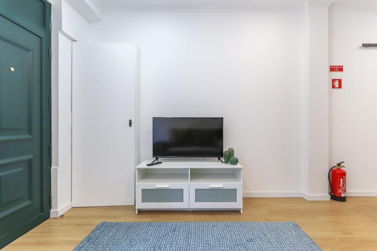Vita Portucale ! Stylish Apartment Campo Ourique Lisboa Exteriör bild