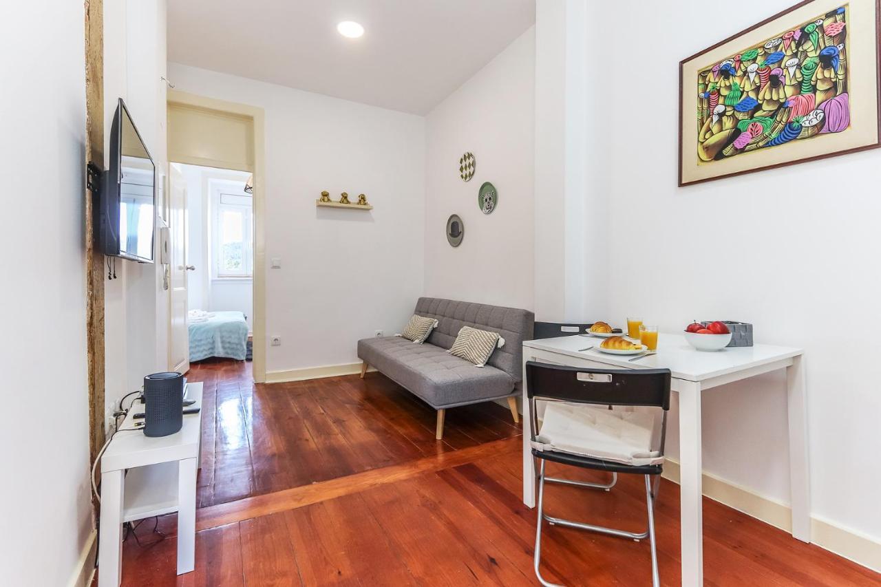 Vita Portucale ! Stylish Apartment Campo Ourique Lisboa Exteriör bild